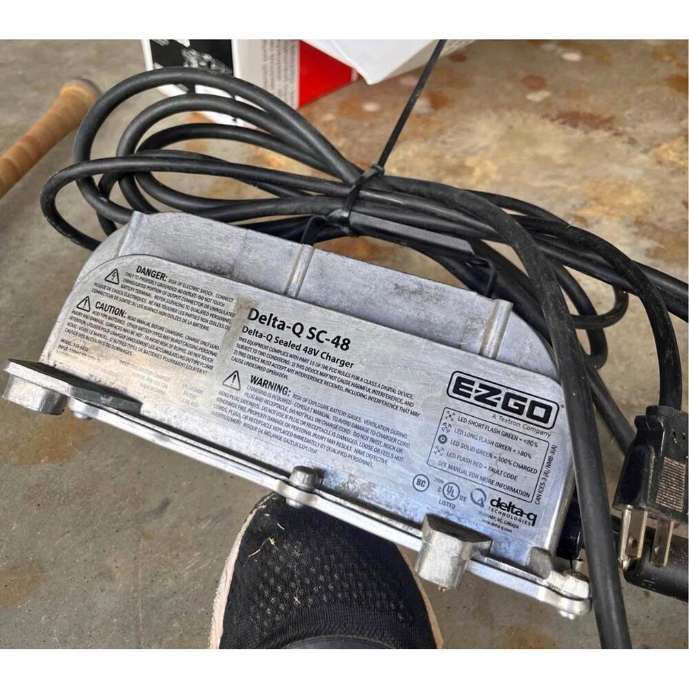 EZGO Delta-Q SC-48 Golf Cart Charger 48V Model 919-4810 Tested Works Textron